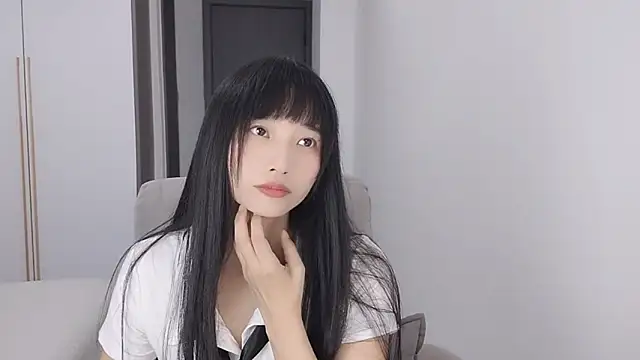 Lisa-3333 online show from September 13, 2025, 2:17 pm