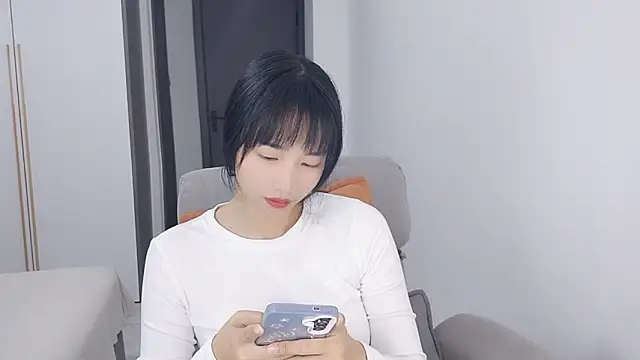 Lisa-3333 online show from November 15, 2025, 1:07 pm