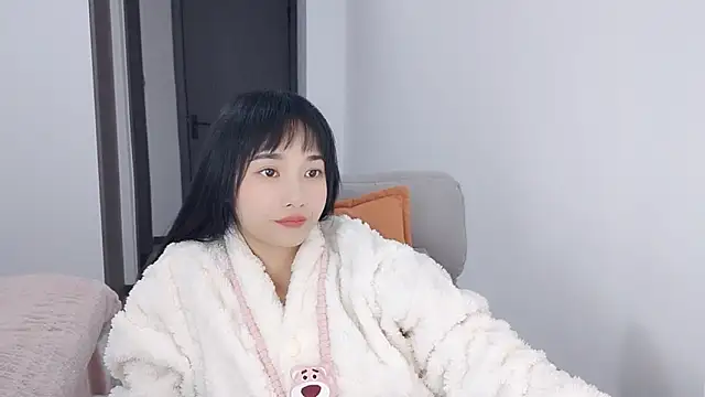 Lisa-3333 online show from January 12, 2026, 1:38 pm