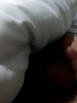 idhem   31 online show from April 10, 2026, 8:57 pm