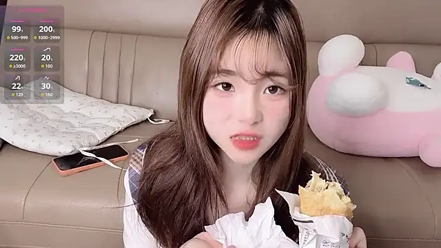 gougou77 online show from April 19, 2026, 4:28 pm