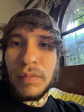 Snapshot of Luxx_14 chatting on September 17, 2025, 9:16 pm Luxx 14 online show from September 17, 2025, 9:16 pm