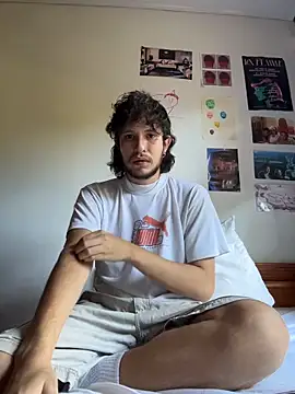 Snapshot of Luxx_14 chatting on October 1, 2025, 4:46 pm Luxx 14 online show from October 1, 2025, 4:46 pm