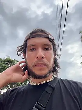 Snapshot of Luxx_14 chatting on November 10, 2025, 8:30 pm Luxx 14 online show from November 10, 2025, 8:30 pm