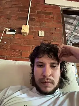 Snapshot of Luxx_14 chatting on December 13, 2025, 7:53 pm Luxx 14 online show from December 13, 2025, 7:53 pm