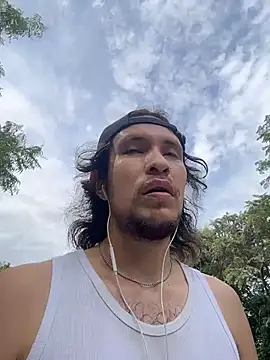 Luxx 14 online show from April 8, 2026, 1:55 pm