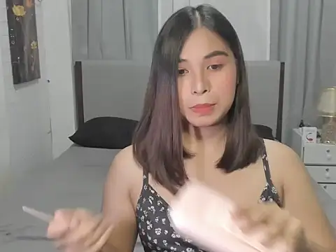 Snapshot of Naughty_Scarlet chatting on October 21, 2025, 3:46 pm Naughty Scarlet online show from October 21, 2025, 3:46 pm