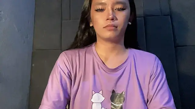 Snapshot of Claudia_Johnson chatting on October 13, 2025, 5:35 pm Claudia Johnson online show from October 13, 2025, 5:35 pm