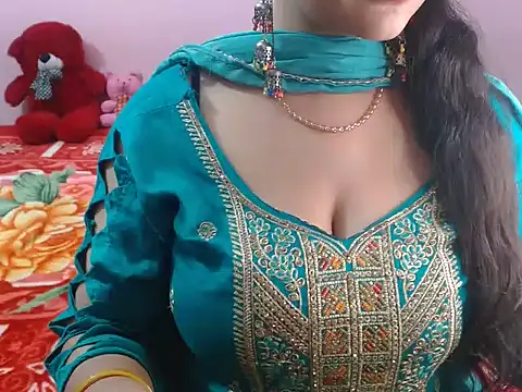 Snapshot of Hot_anika_ chatting on January 19, 2026, 4:33 pm Hot anika online show from January 19, 2026, 4:33 pm