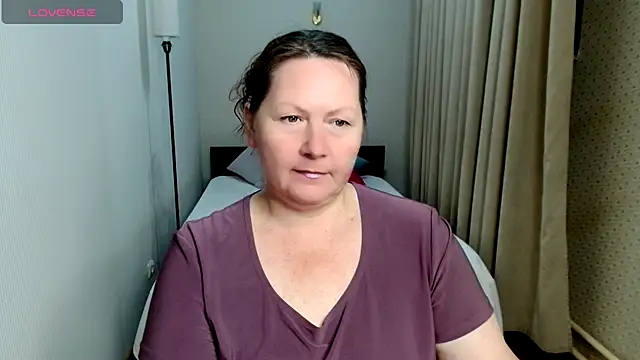 Snapshot of milf_hornys chatting on September 8, 2025, 5:12 pm milf hornys online show from September 8, 2025, 5:12 pm