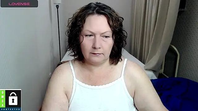 Snapshot of milf_hornys chatting on September 26, 2025, 4:44 pm milf hornys online show from September 26, 2025, 4:44 pm