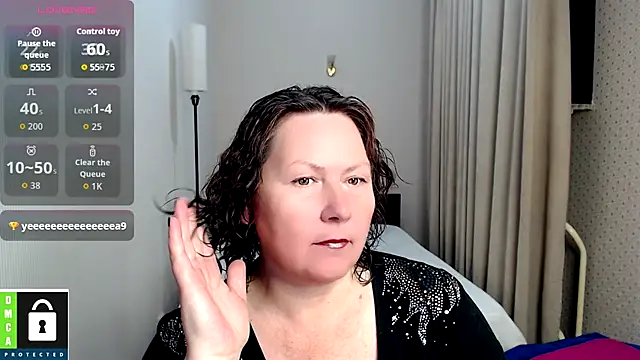 Snapshot of milf_hornys chatting on October 3, 2025, 4:26 pm milf hornys online show from October 3, 2025, 4:26 pm