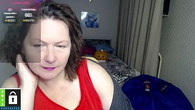 Snapshot of milf_hornys chatting on October 19, 2025, 5:24 pm milf hornys online show from October 19, 2025, 5:24 pm