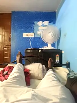 Snapshot of my_big_show1 chatting on April 10, 2026, 8:19 am my big show1 online show from April 10, 2026, 8:19 am