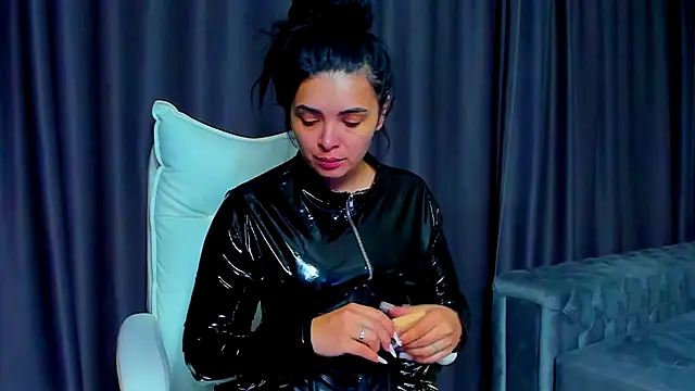 DevashaQueenX online show from September 30, 2025, 7:02 am