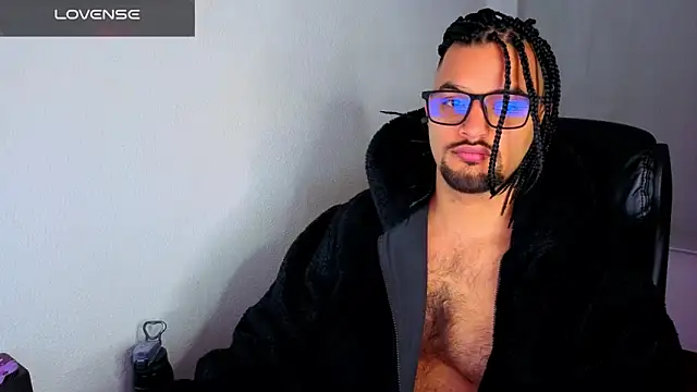 Ernesto-Rodriguez82 online show from March 21, 2026, 5:01 am