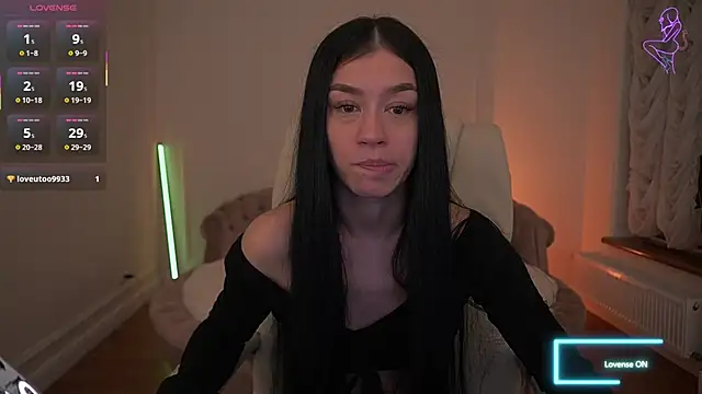 FataleNellie online show from April 17, 2026, 8:45 pm