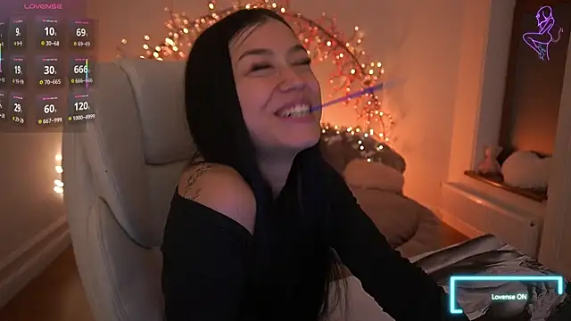 FataleNellie online show from June 4, 2026, 9:21 pm