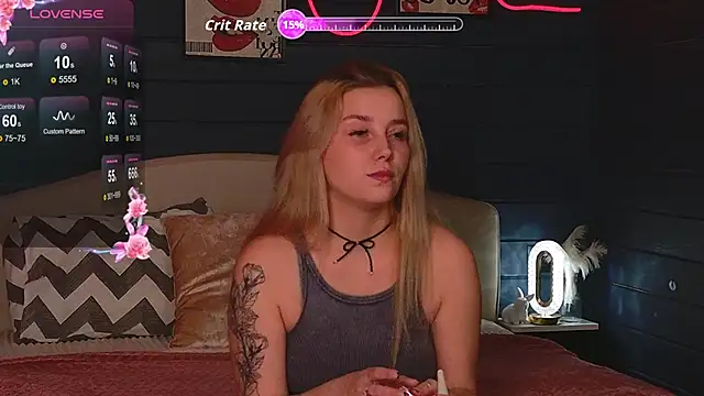 Crystal Jull online show from November 6, 2025, 4:41 pm