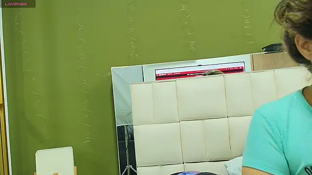 gisell gomez online show from October 26, 2025, 12:00 pm