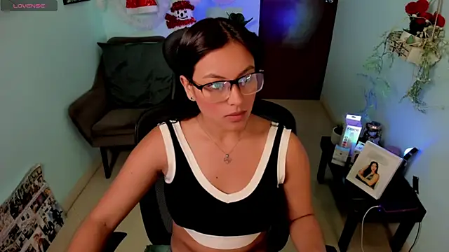 Cameroon-Diaz online show from December 22, 2025, 1:52 pm