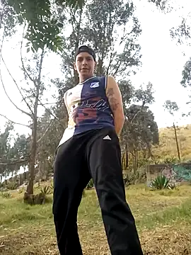 Thomasjons  online show from November 13, 2025, 6:07 pm