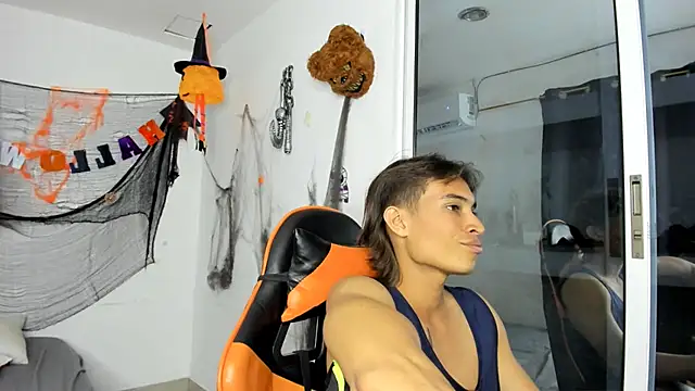 kenshi roa online show from November 17, 2025, 3:12 am