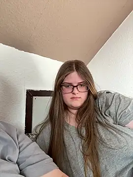 CurvyPaar2 online show from February 15, 2026, 10:25 am