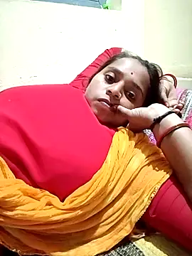 Snapshot of Hot_crety chatting on October 29, 2025, 2:03 am Hot crety online show from October 29, 2025, 2:03 am