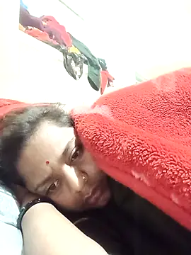 Snapshot of Hot_crety chatting on February 1, 2026, 12:09 am Hot crety online show from February 1, 2026, 12:09 am