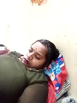 Snapshot of Hot_crety chatting on February 3, 2026, 9:58 am Hot crety online show from February 3, 2026, 9:58 am