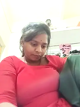 Snapshot of Hot_crety chatting on February 14, 2026, 11:51 am Hot crety online show from February 14, 2026, 11:51 am