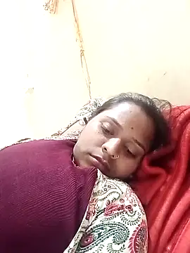 Snapshot of Hot_crety chatting on February 27, 2026, 12:27 pm Hot crety online show from February 27, 2026, 12:27 pm