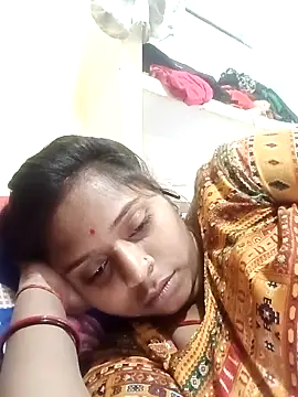 Snapshot of Hot_crety chatting on March 2, 2026, 7:26 am Hot crety online show from March 2, 2026, 7:26 am