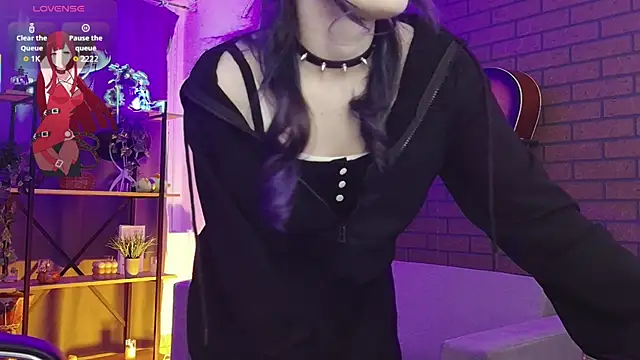 LiliLuna online show from December 21, 2025, 12:56 pm