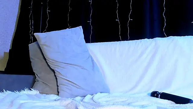 Eva Re online show from March 19, 2026, 7:34 am