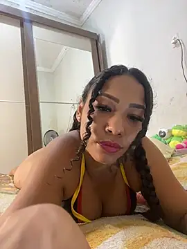 Snapshot of jhennyfer chatting on November 20, 2025, 5:07 am jhennyfer online show from November 20, 2025, 5:07 am