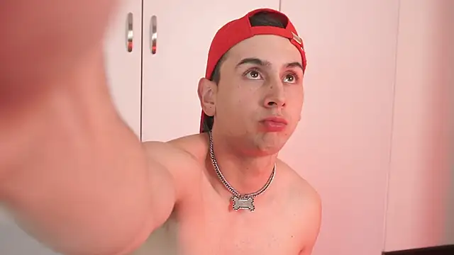 mathewconelly online show from September 28, 2025, 3:34 am