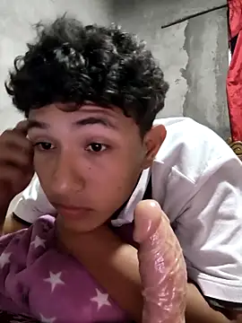 Snapshot of MattBroddy chatting on November 18, 2025, 12:16 am MattBroddy online show from November 18, 2025, 12:16 am