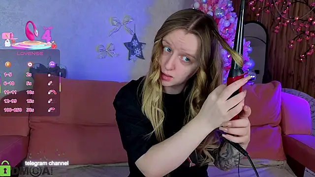 Rina Panic online show from January 12, 2026, 1:11 am