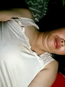 maple694 online show from September 15, 2025, 10:43 pm