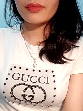 Hinna x online show from April 4, 2026, 2:25 pm