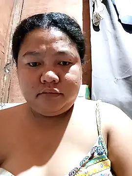 Perfect smile01 online show from October 8, 2025, 7:22 pm