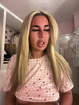 EllieMaeBaby online show from January 17, 2026, 10:57 pm