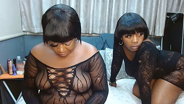 SlutyAngelxxx online show from February 18, 2026, 10:28 pm