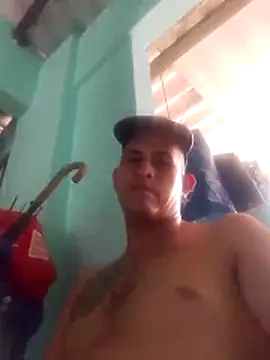 Snapshot of Kars1721 chatting on February 13, 2026, 7:21 pm Kars1721 online show from February 13, 2026, 7:21 pm