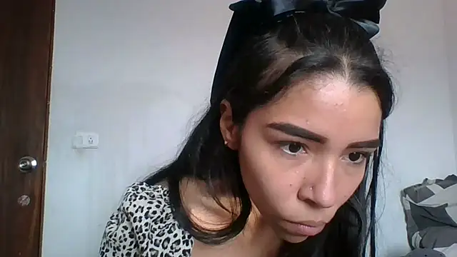 Candy Grey28 online show from October 1, 2025, 2:45 pm