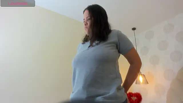 GIANAMILLER6 online show from March 13, 2026, 12:12 pm