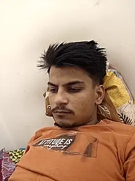 KaranSingh0m online show from May 3, 2026, 2:34 pm