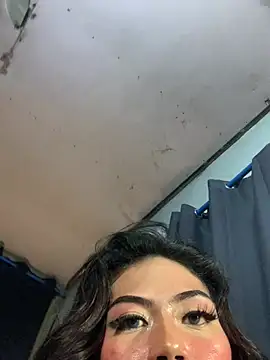 Absolutelyselfsucker 69 online show from June 21, 2026, 1:24 pm